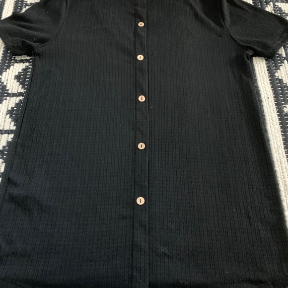 Stitch Fix Lexine Button Back Top - Picture 2 of 3